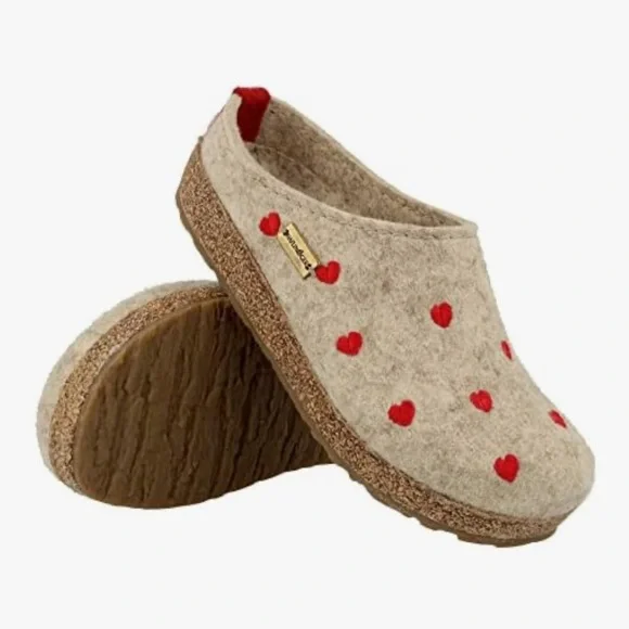 Haflinger 40 US 10 Beige Slippers with Red Heart Accents Shoes - Picture 2 of 7